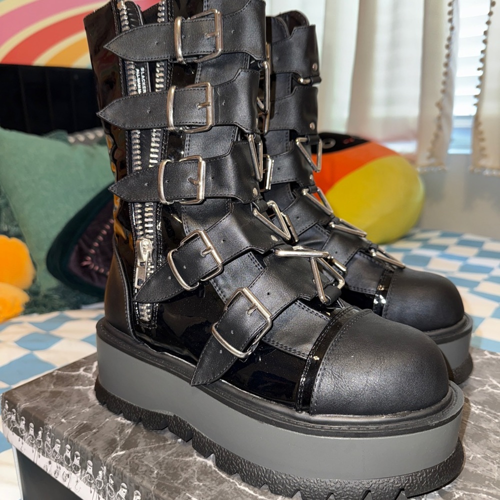Demonia Slacker Combat Platform Boots